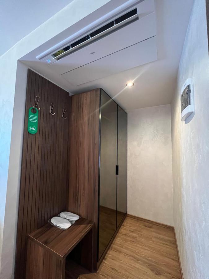 Hotel Palace San Valentino อูมัค ภายนอก รูปภาพ